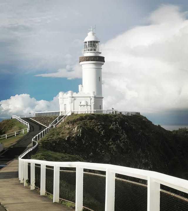 Cape Byron lighthouse, minutes away